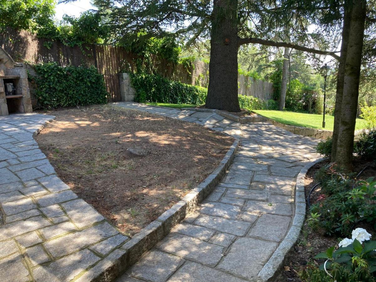 Los Cedros, Gran Chalet Con Piscina Y Apartamento En Navacerrada Villa Kültér fotó